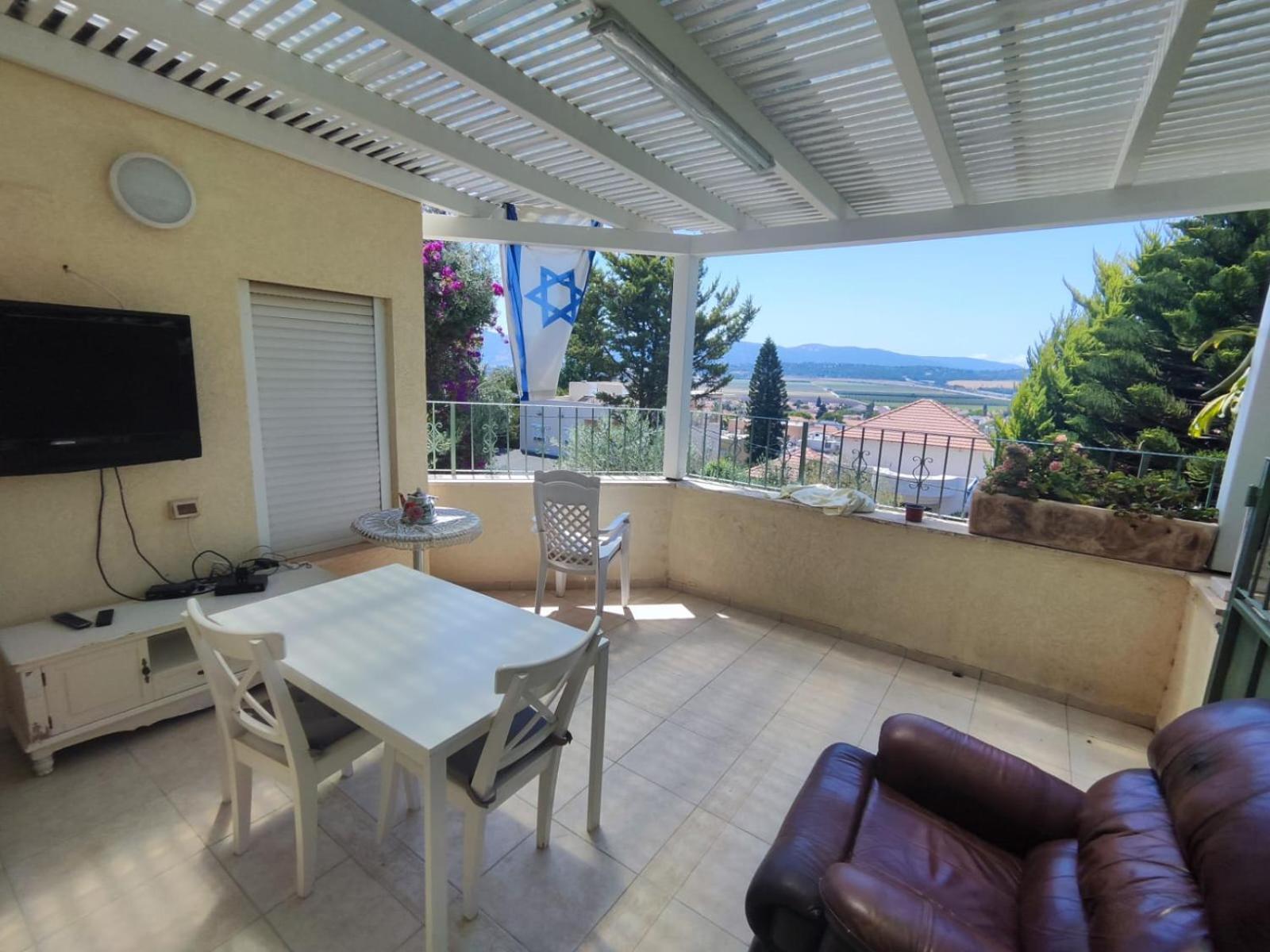 הסוויטה של דפנחי Appartement Ramat Yishay Buitenkant foto